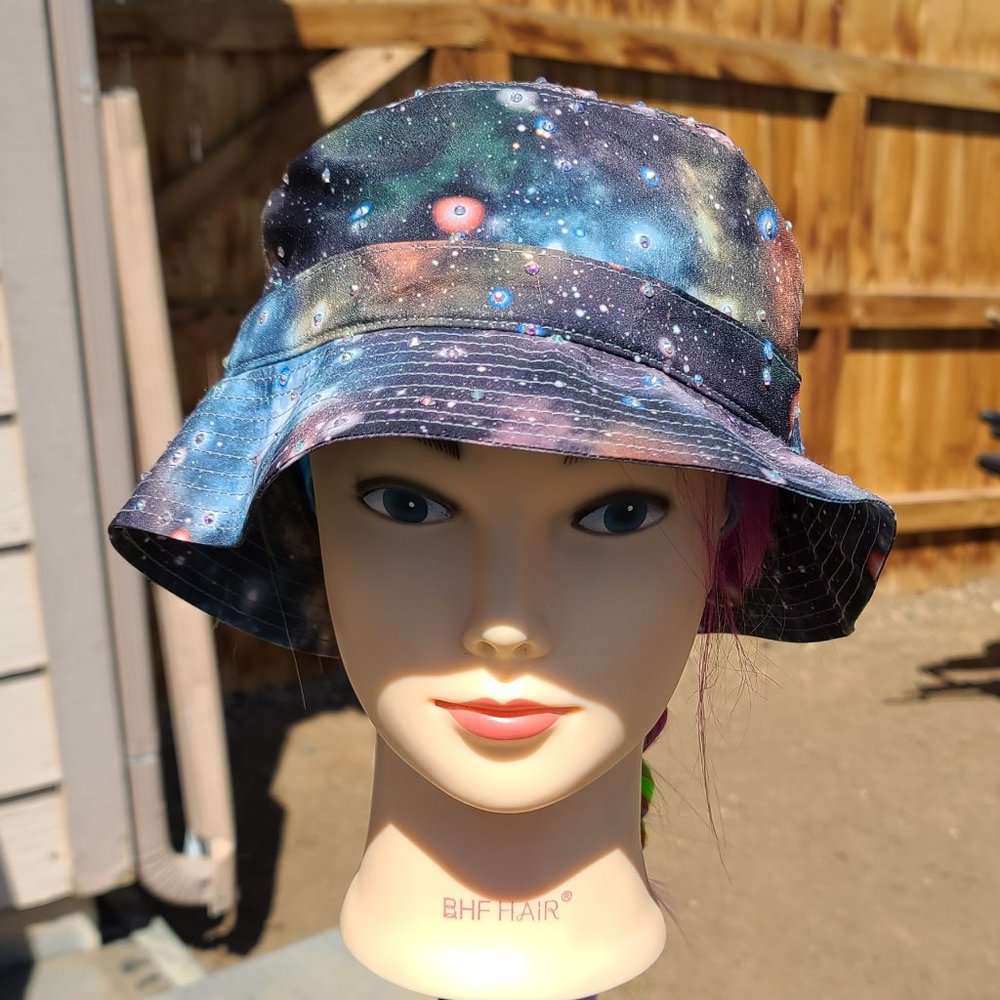 Ladies Gray Bucket BLING Hat NEW